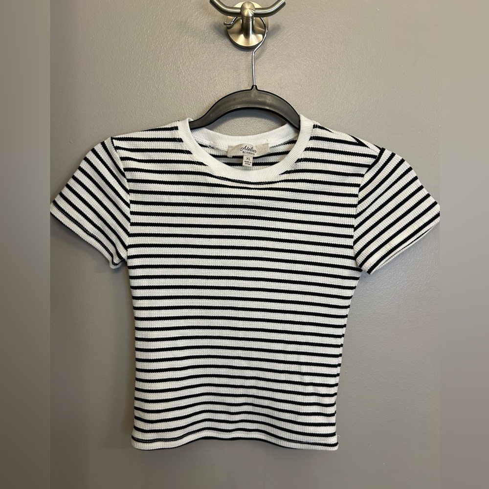 Atelier by Kirious baby tee crop top stripped ripped size XS